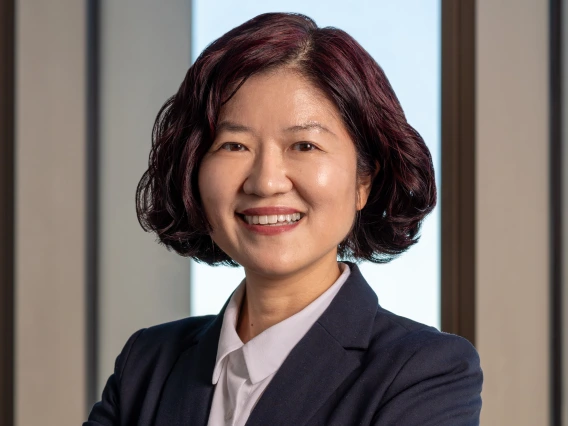 Headshot of Dr. Juyoung Park